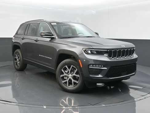 New 2025 Jeep Grand Cherokee Limited image 1