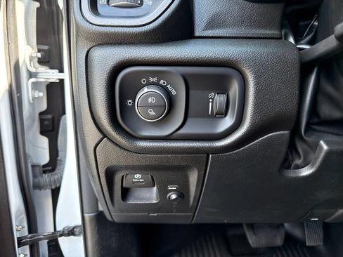 Used 2022 RAM 1500 Tradesman w/ Tradesman Group AWD/4WD image 9