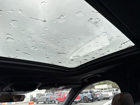 Used 2025 Lincoln Aviator Reserve w/ Equipment Group 201A image 17