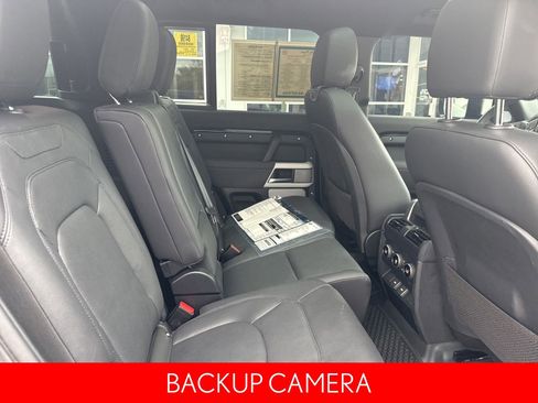 Used 2023 Land Rover Defender 130 SE AWD/4WD image 12