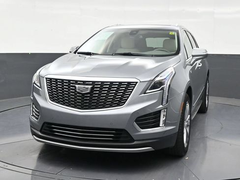 Used 2024 Cadillac XT5 Premium Luxury FWD image 8