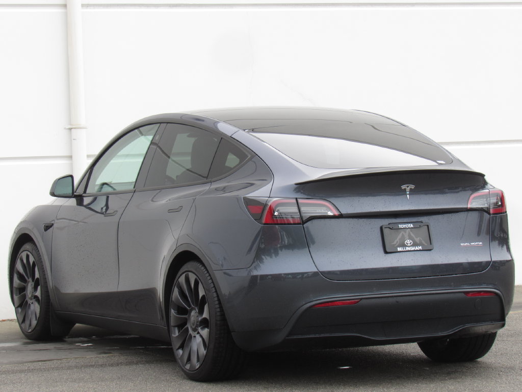 Used 2022 Tesla Model Y Performance AWD/4WD image 5