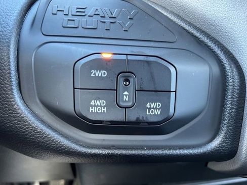 Certified 2026 RAM 2500 Big Horn AWD/4WD image 21