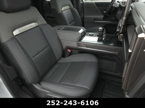 Used 2025 GMC Hummer EV 3X w/ Extreme Off-Road Package AWD/4WD image 43