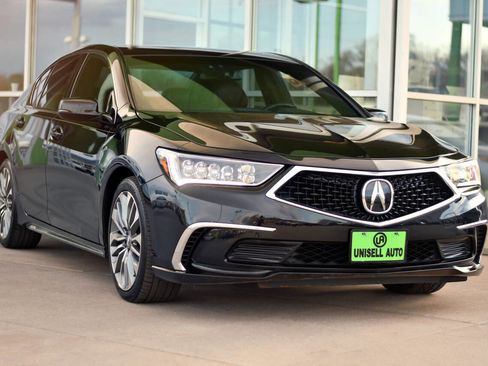Used 2018 Acura RLX w/ Technology Package image 2