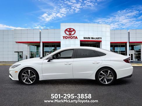 Used 2021 Hyundai Sonata SEL Plus FWD image 2