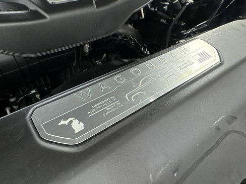 Used 2023 Jeep Grand Wagoneer Series II AWD/4WD image 88