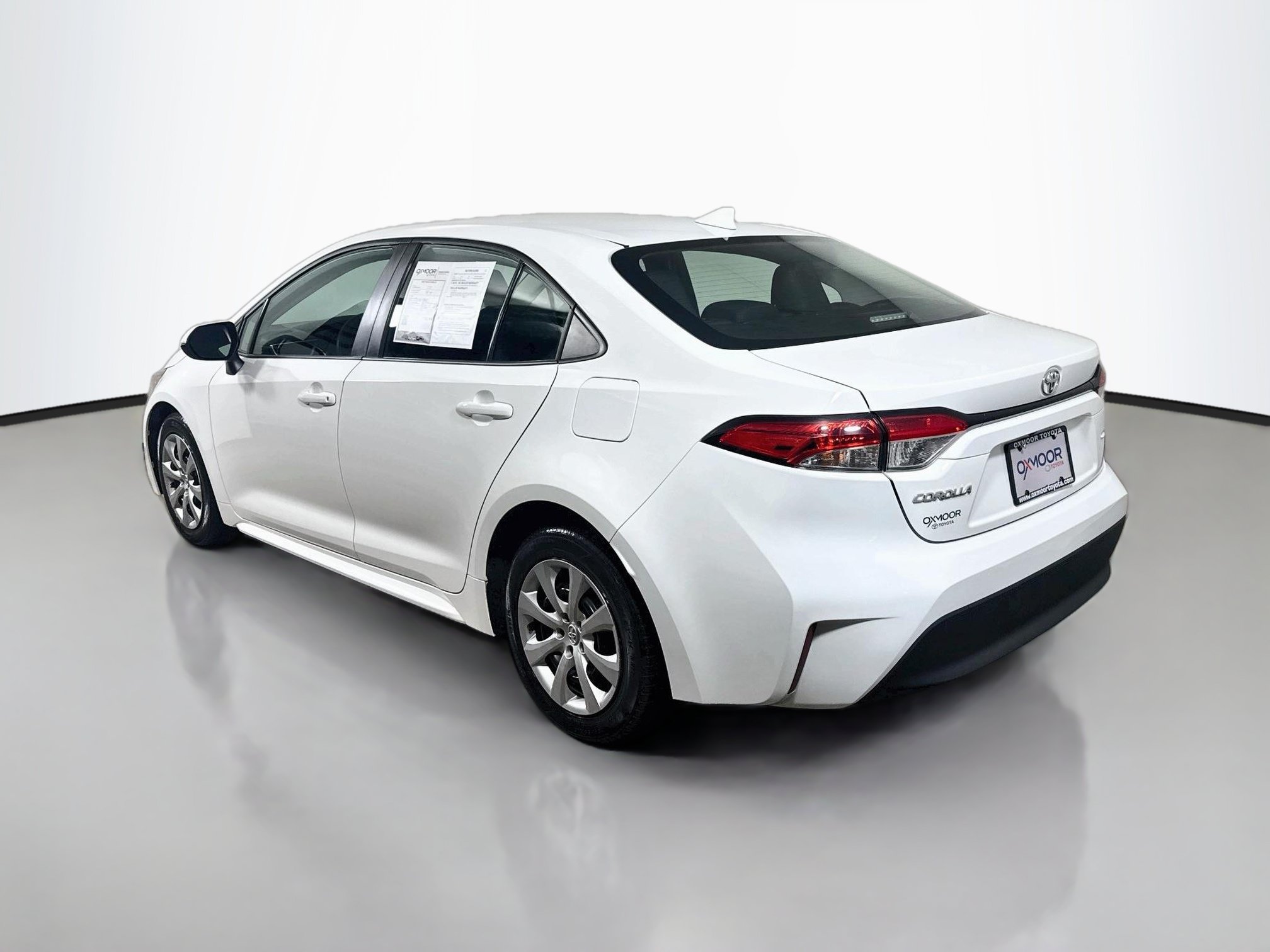 Certified 2024 Toyota Corolla LE FWD image 5