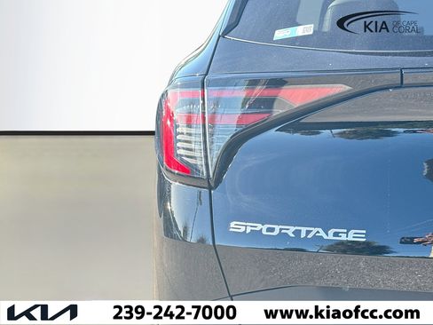 New 2026 Kia Sportage EX image 10