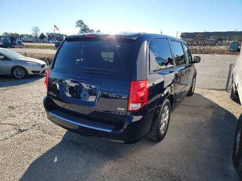 Used 2016 Dodge Grand Caravan SE w/ Quick Order Package 29E SE FWD image 7