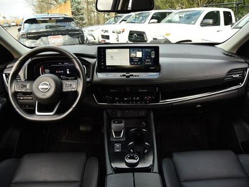 Certified 2024 Nissan Rogue SL image 8