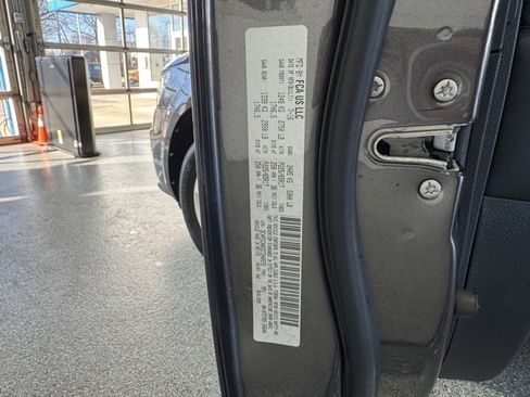 Used 2016 Dodge Journey SE w/ Flexible Seating Group image 27