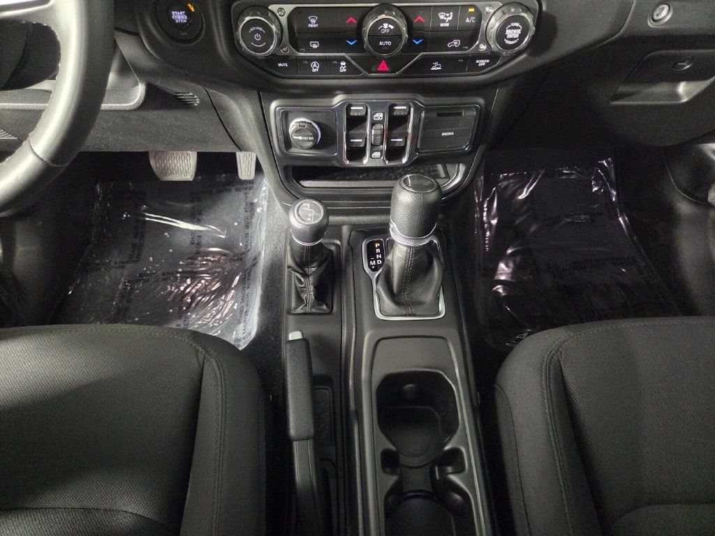 Used 2022 Jeep Wrangler Unlimited Sport AWD/4WD image 34