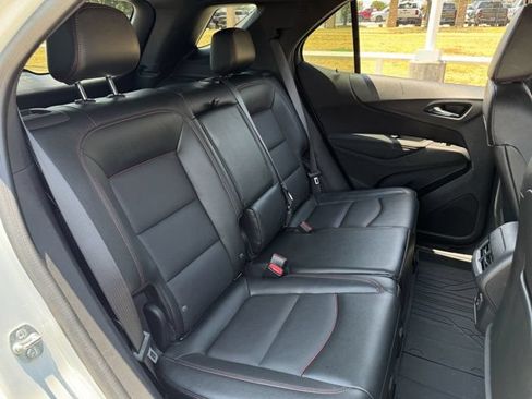 Used 2024 Chevrolet Equinox RS w/ RS Leather Package FWD image 30