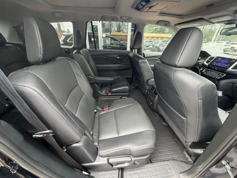 Used 2018 Honda Pilot Elite image 16