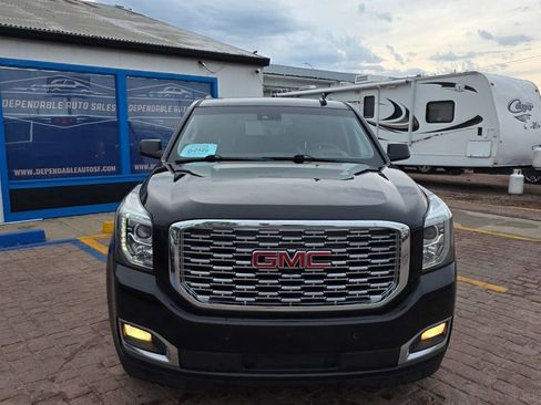 Used 2019 GMC Yukon XL Denali AWD/4WD image 2