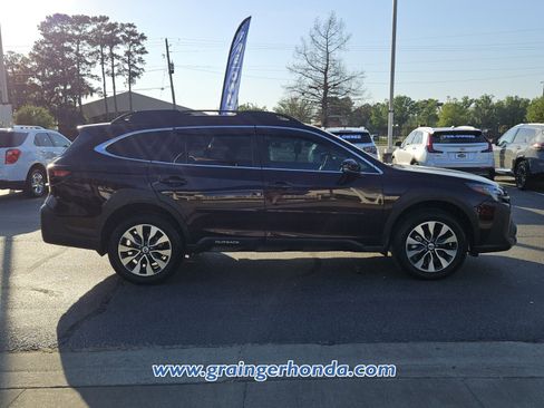 Used 2023 Subaru Outback Limited XT image 6