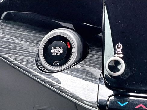 Used 2022 Jeep Wagoneer Series III image 28