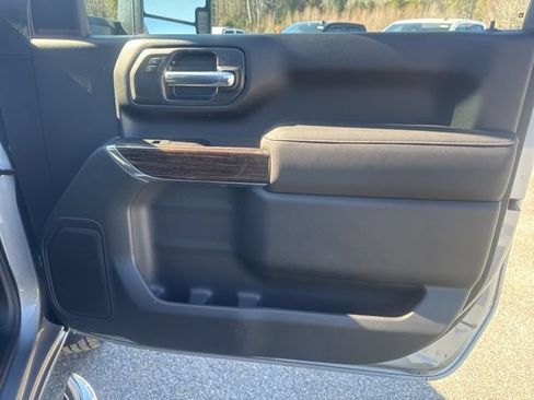 Used 2026 GMC Sierra 2500 SLE AWD/4WD image 23