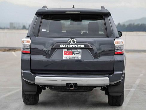 Certified 2024 Toyota 4Runner TRD Off-Road image 7