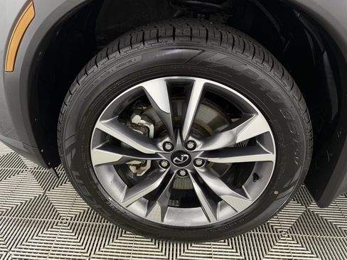 Used 2023 INFINITI QX60 Luxe image 11