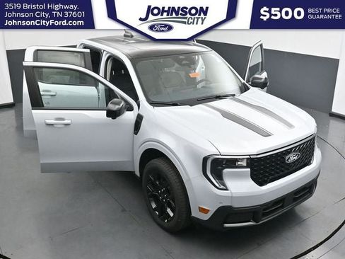 New 2026 Ford Maverick Lariat w/ Black Appearance Package AWD/4WD image 33