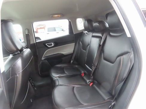 Used 2022 Jeep Compass Limited image 23