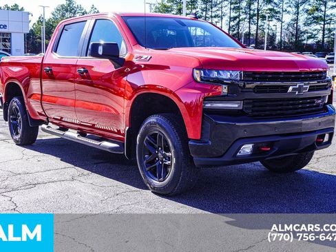 Used 2021 Chevrolet Silverado 1500 LT Trail Boss w/ Convenience Package II image 6