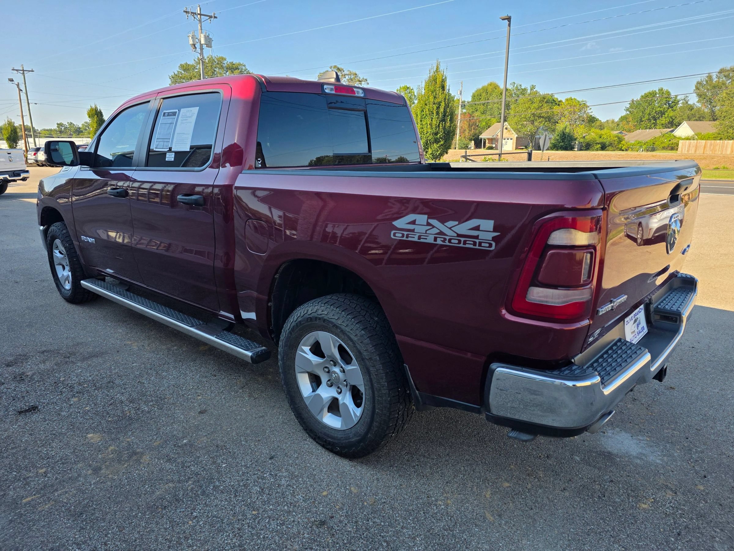 Used 2023 RAM 1500 Lone Star AWD/4WD image 3