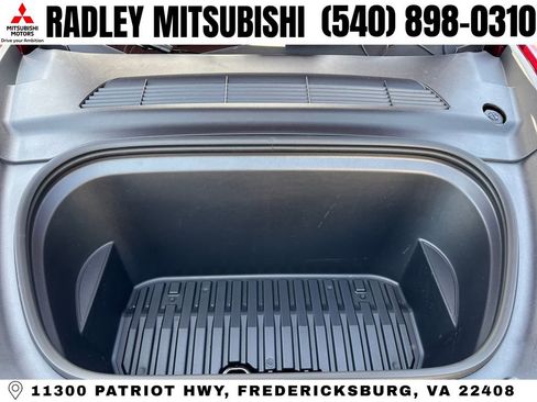 Used 2024 Tesla Model Y Long Range AWD/4WD image 15