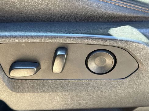 Used 2024 GMC Sierra 2500 AT4 w/ AT4 Premium Plus Package image 23