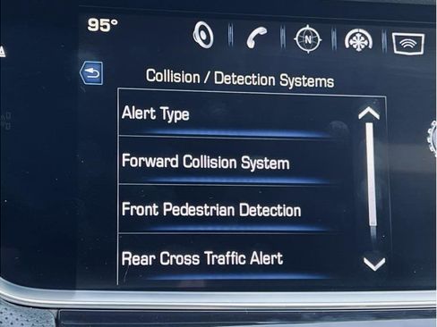 Used 2018 Cadillac XT5 Luxury w/ Driver Awareness Package image 29