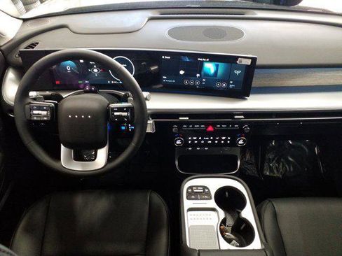 New 2026 Hyundai Ioniq 9 SEL image 3