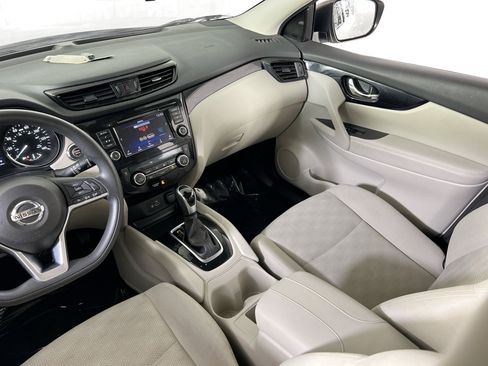 Used 2019 Nissan Rogue Sport SV AWD/4WD image 21