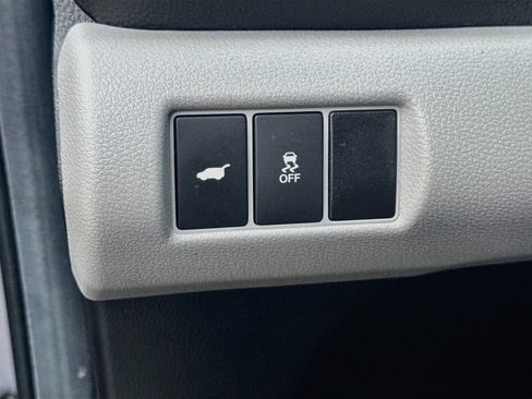Used 2025 Honda Pilot Touring image 10