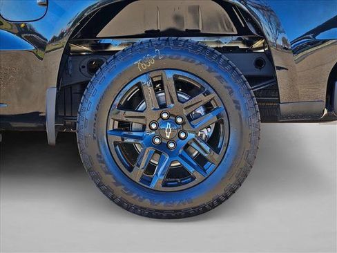 New 2026 Chevrolet Silverado 1500 Custom AWD/4WD image 10