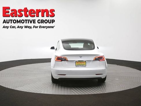 Used 2019 Tesla Model 3 Standard Range RWD image 31