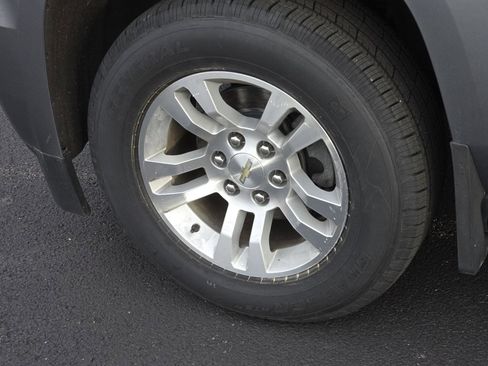 Used 2019 Chevrolet Tahoe LS w/ Enhanced Driver Alert Package image 9