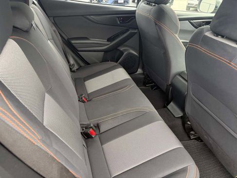 Used 2022 Subaru Crosstrek 2.0i Premium w/ Moonroof Package AWD/4WD image 25