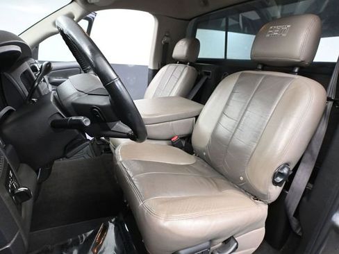 Used 2004 Dodge Ram 1500 Truck SLT w/ Sport Appearance Group image 23