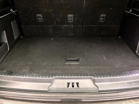 Used 2022 Ford Expedition Max Limited image 35