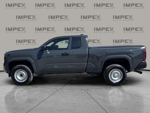Used 2024 Toyota Tacoma SR w/ Towing Package RWD image 2