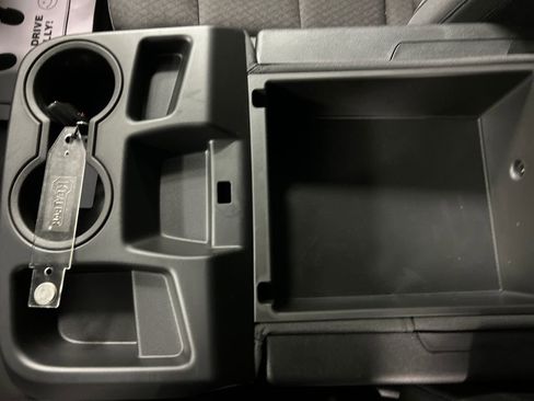 New 2026 GMC Sierra 1500 SLE image 19