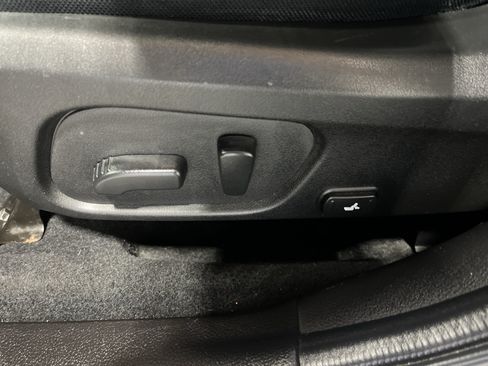 Used 2016 Subaru Forester 2.5i Premium AWD/4WD image 28