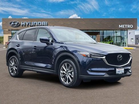 Used 2019 MAZDA CX-5 Signature image 1