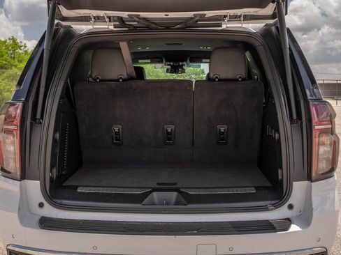 Used 2024 Chevrolet Tahoe Premier RWD image 27