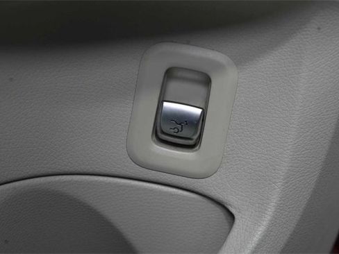 Used 2018 Mercedes-Benz C 300 Sedan image 20