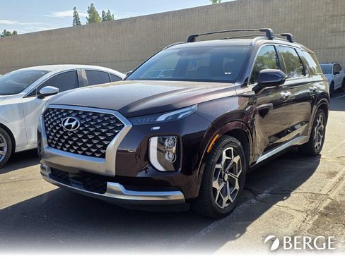 Used 2022 Hyundai Palisade Calligraphy w/ Cargo Package FWD image 2