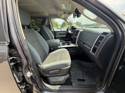 Used 2018 RAM 1500 Big Horn AWD/4WD image 31