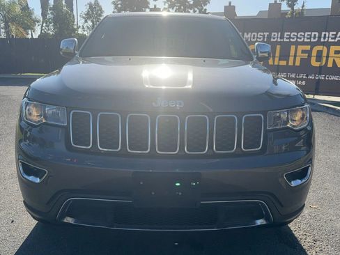 Used 2017 Jeep Grand Cherokee Limited w/ Trailer Tow Group IV image 11